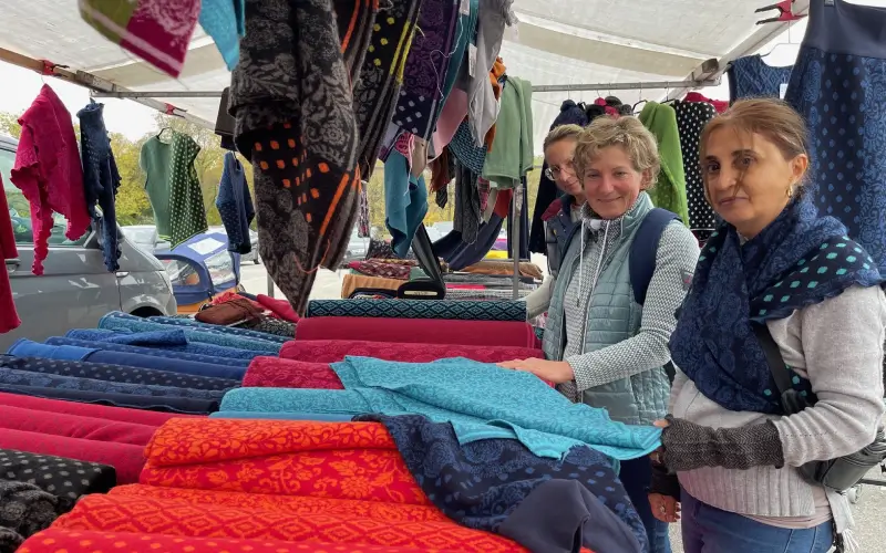 dein-stoffmarkt-aussteller-Stoffe Hautnah – Tina Demir